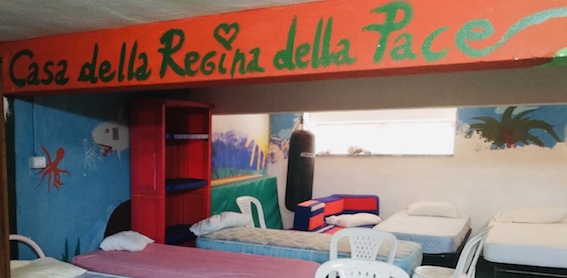 dormitorio casa regina della Pace
